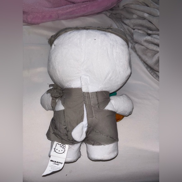 Hello Kitty Halloween Stepper - Picture 3 of 3